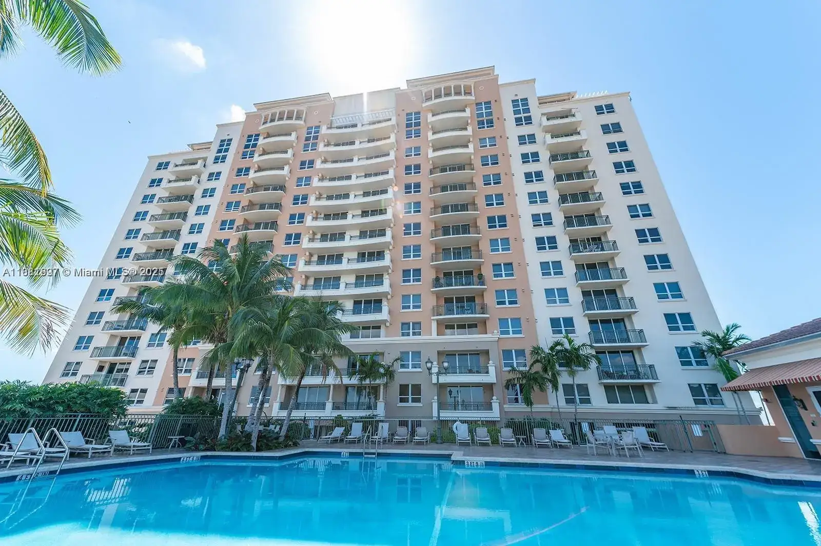 2 bedroom 2 bath Residential for sale at 3232 SW 22nd Ter # 1910, Miami FL 33145