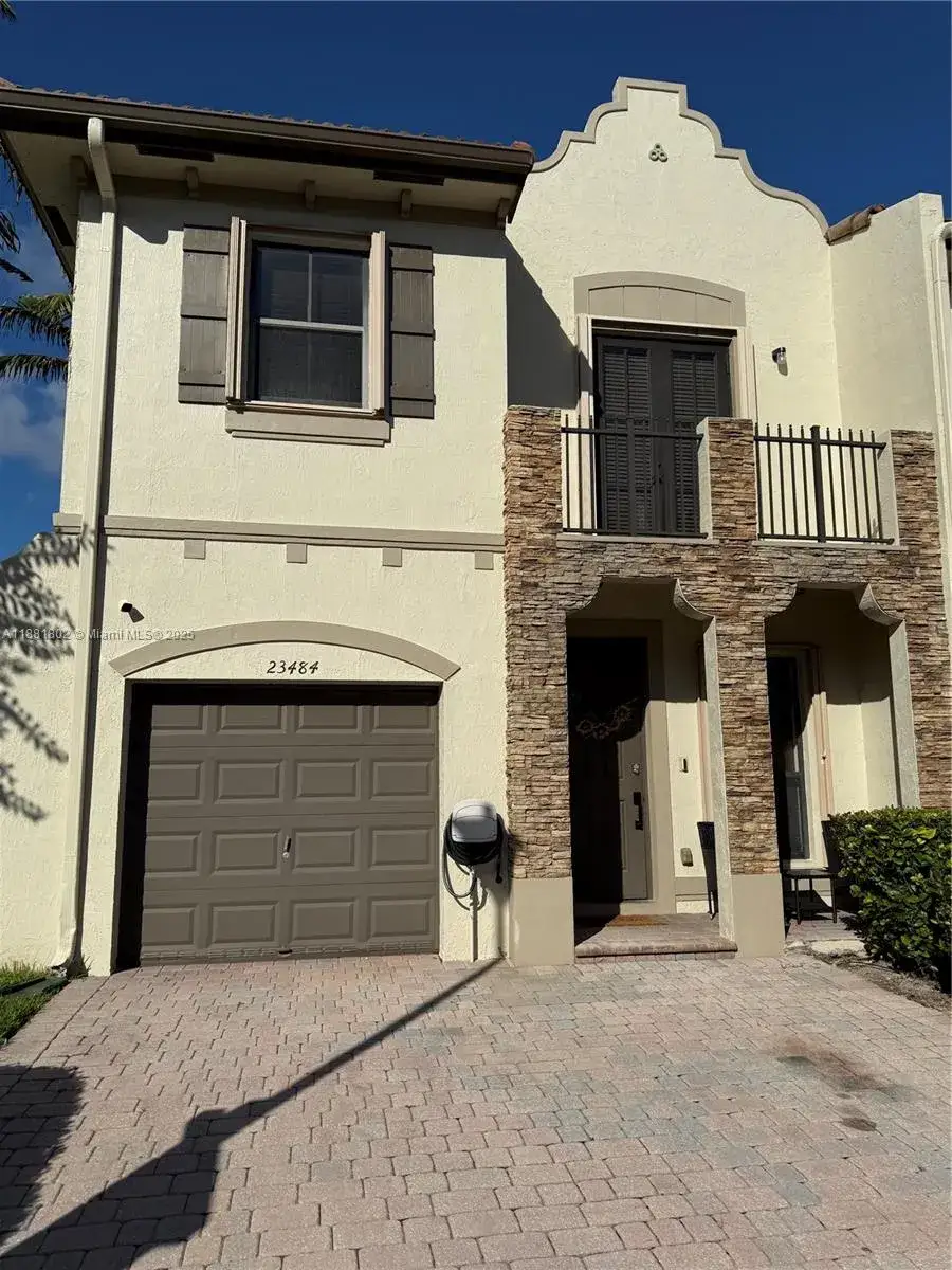 3 bedroom 2 bath Residential for sale at 23484 SW 112th Ct, Homestead FL 33032