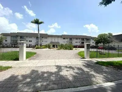 1 bedroom 1 bath Residential for sale at 8601 SW 94th St # 227W, Miami FL 33156