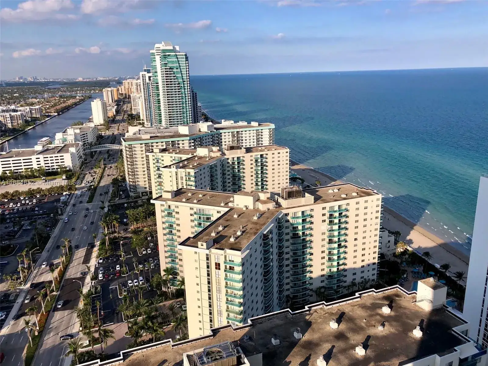 1 bedroom 1 bath Residential for sale at 4111 S Ocean Dr # 2910, Hollywood FL 33019