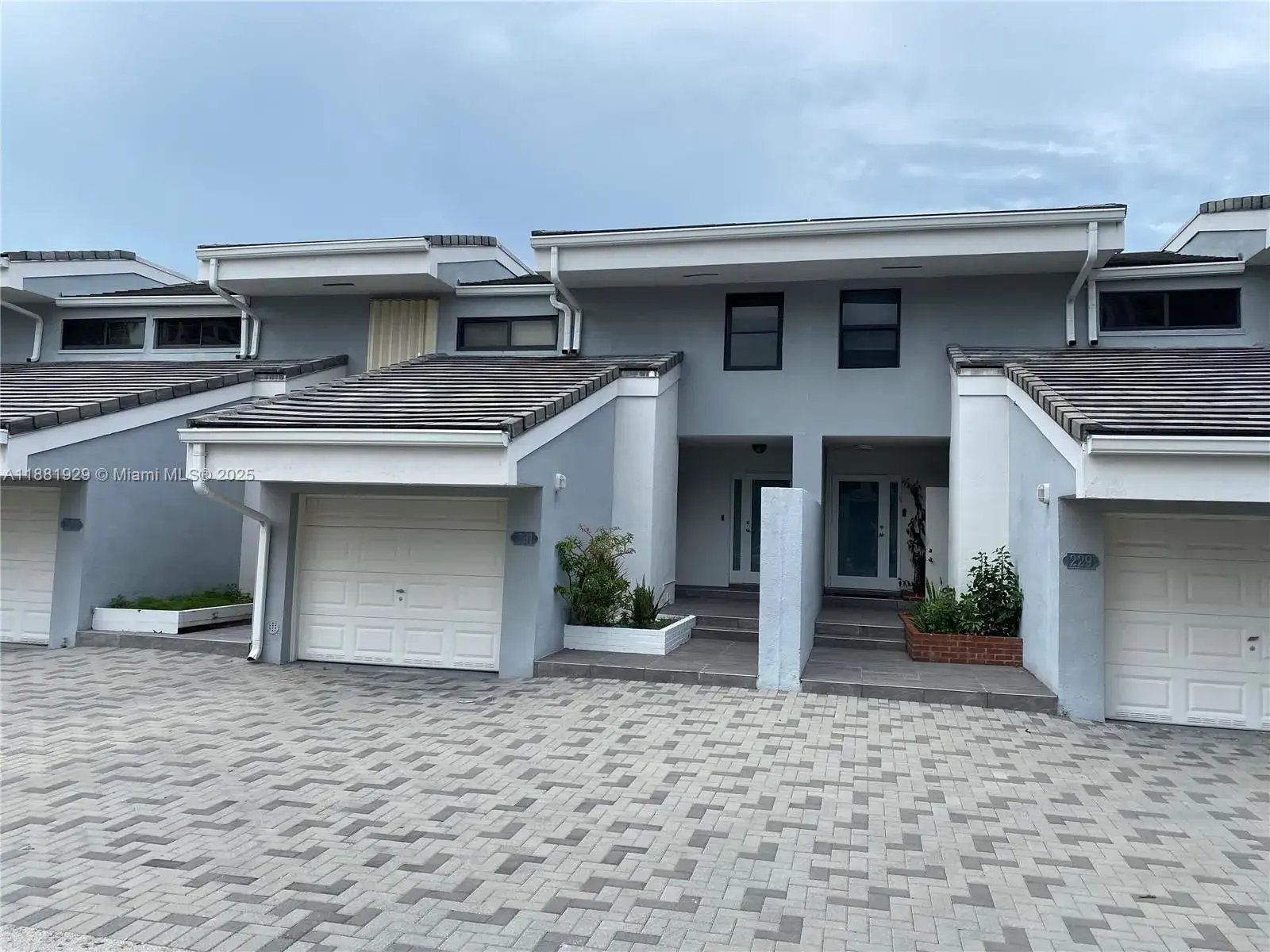3 bedroom 2 bath Residential for sale at 231 Poinciana Dr, Sunny Isles Beach FL 33160