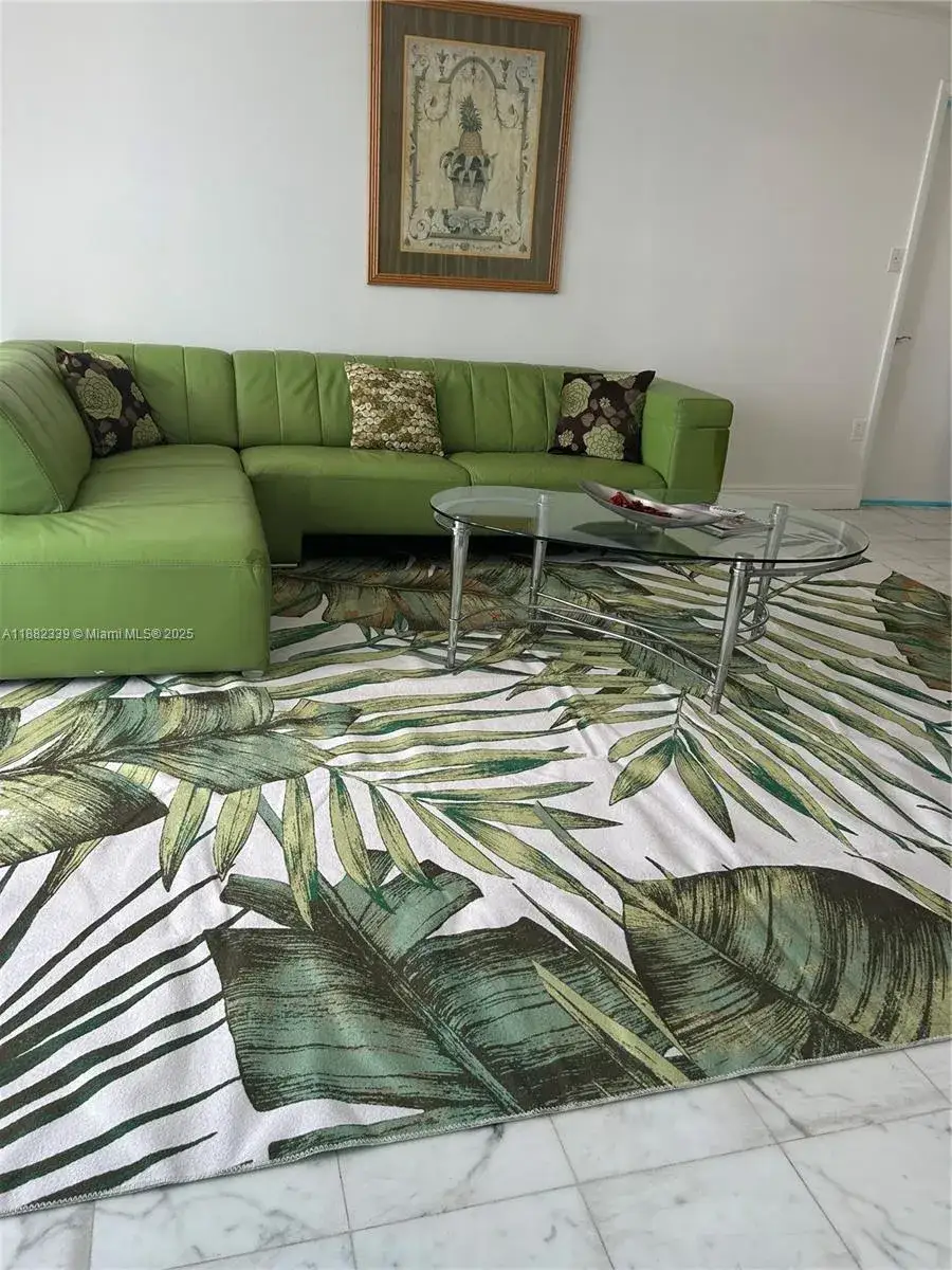 2 bedroom 2 bath Residential for sale at 18031 Biscayne Blvd # 1602, Aventura FL 33160