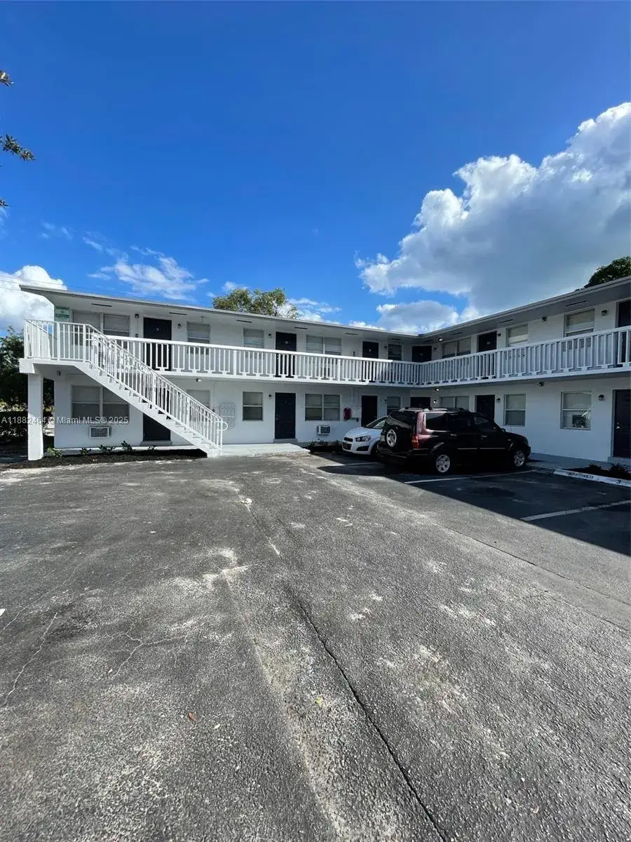 1 bedroom 1 bath Residential Lease for rent at 1102 S K St # 10, Lake Worth FL 33460