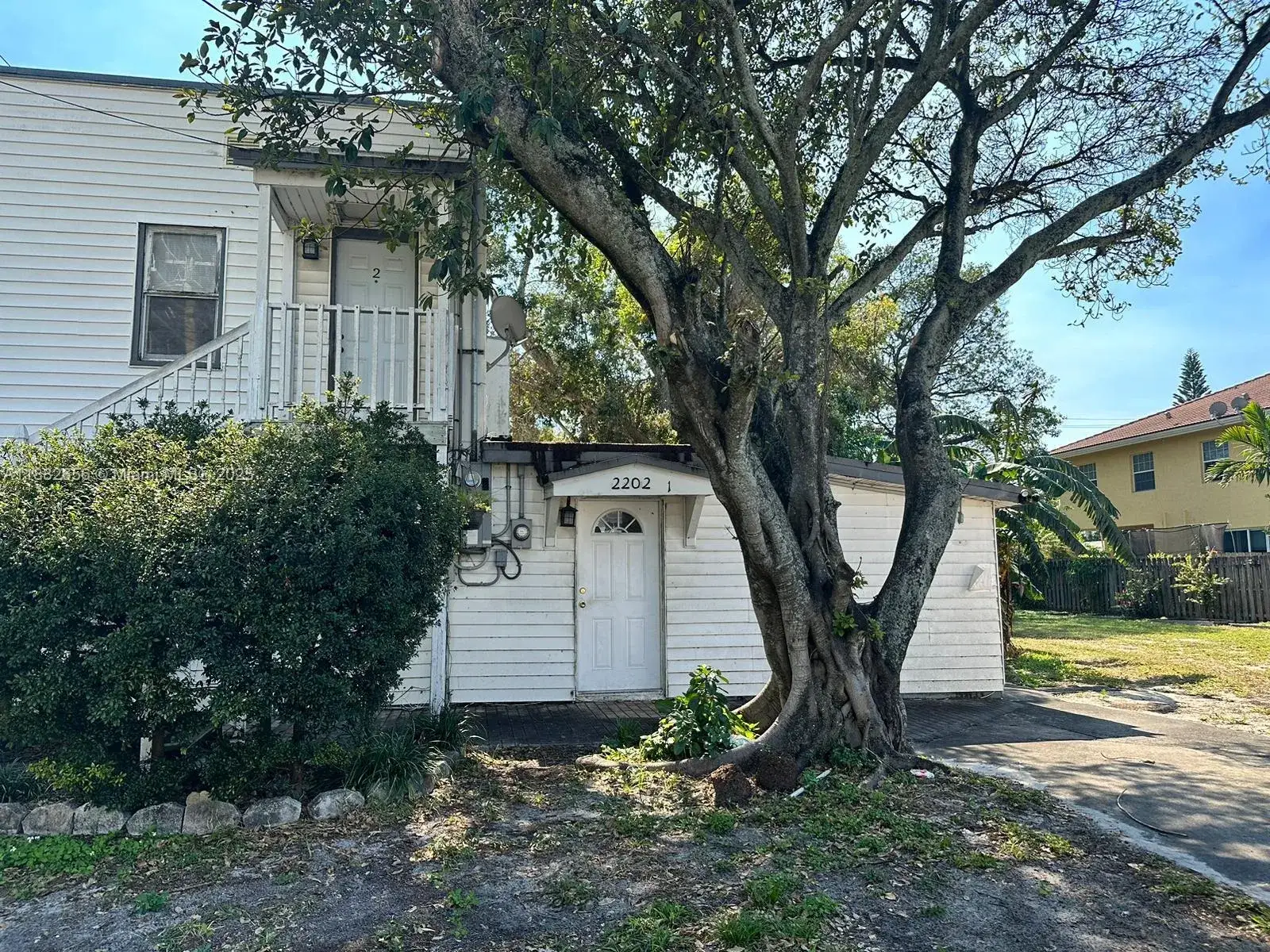 3 bedroom 1 bath Residential Lease for rent at 2202 Van Buren St # 1, Hollywood FL 33020