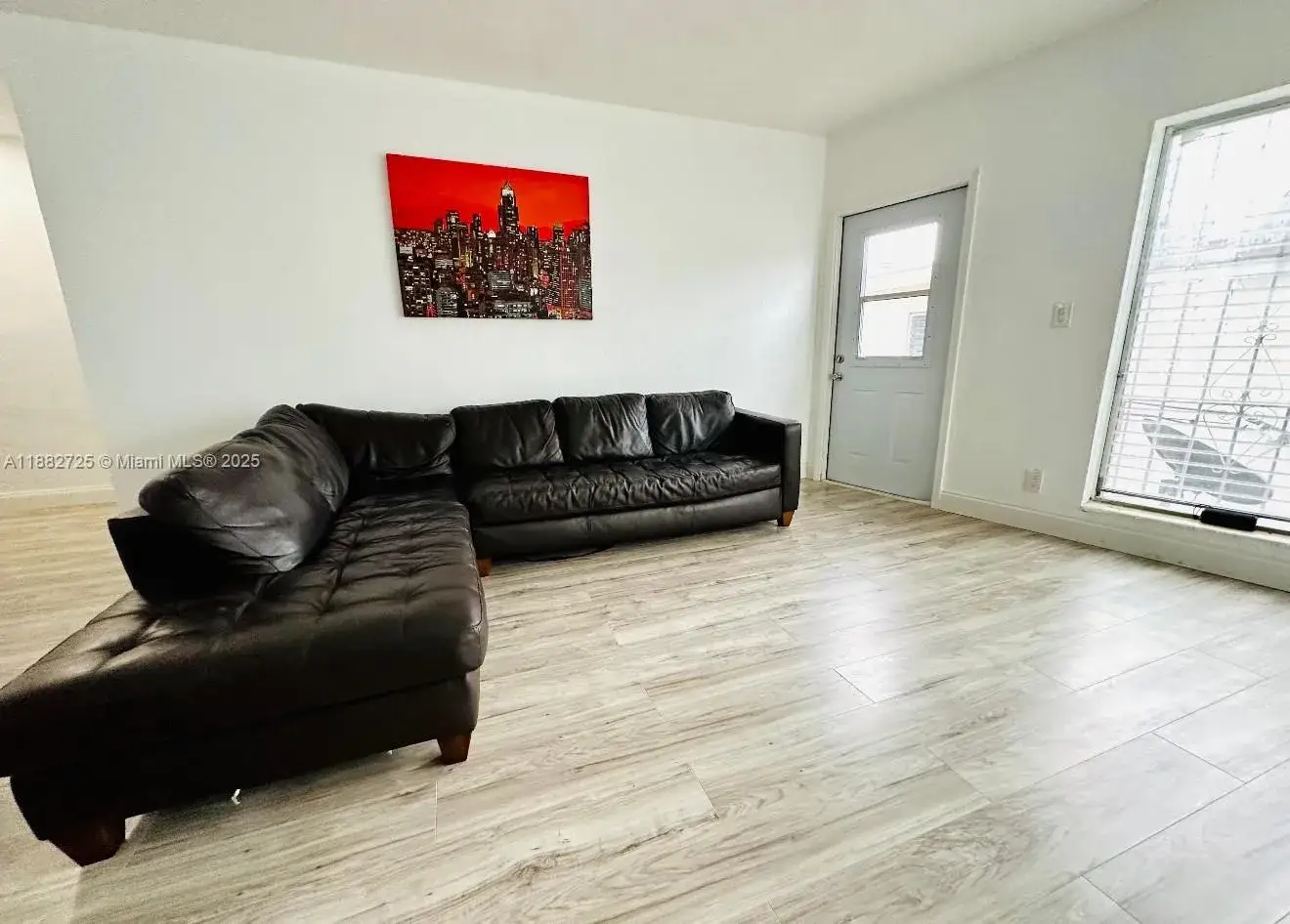 2 bedroom 2 bath Residential for sale at 7712 Byron Ave # 3, Miami Beach FL 33141