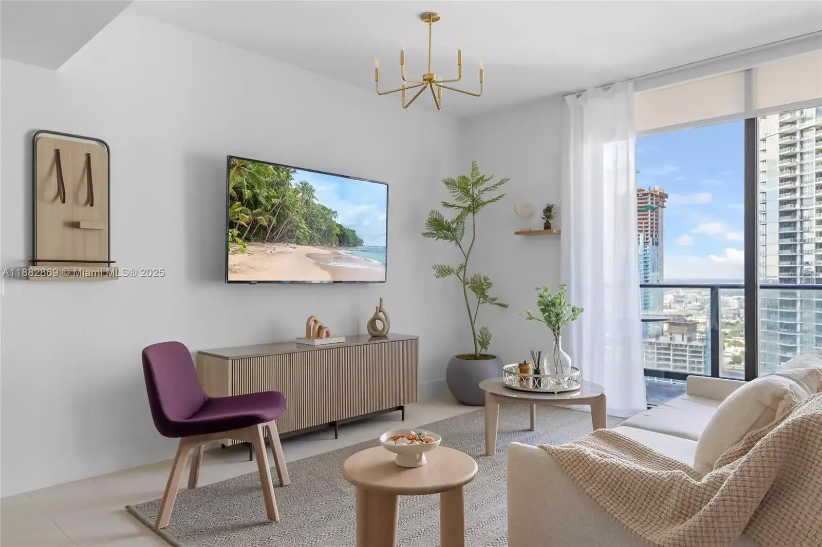 2 bedroom 2 bath Residential for sale at 159 NE 6th St # 3301, Miami FL 33132