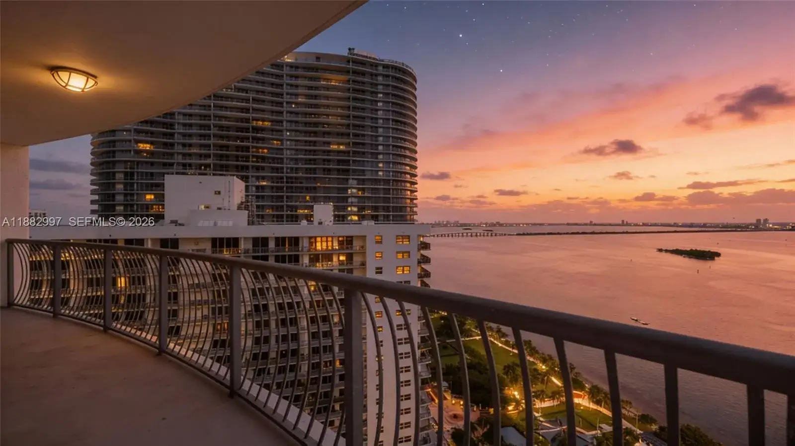 2 bedroom 2 bath Residential Lease for rent at 1750 N Bayshore Dr # 3801, Miami FL 33132