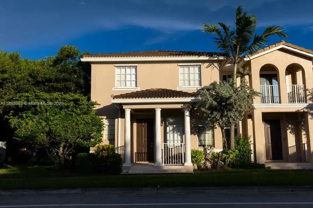 3 bedroom 2 bath Residential for sale at 27841 SW 140th Ave, Homestead FL 33032