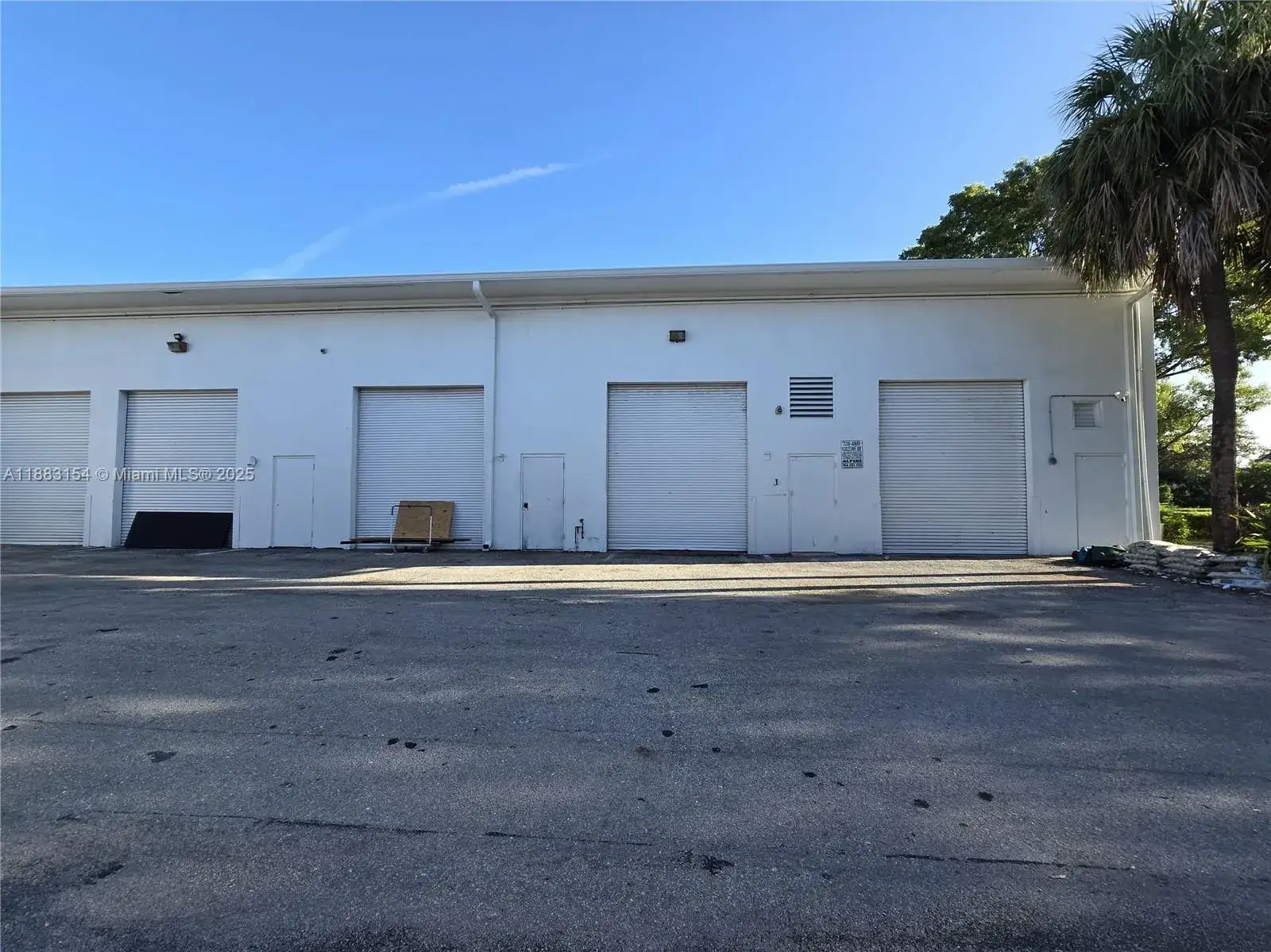 Commercial Sale for sale at 11917 W Sample Rd, Coral Springs FL 33065