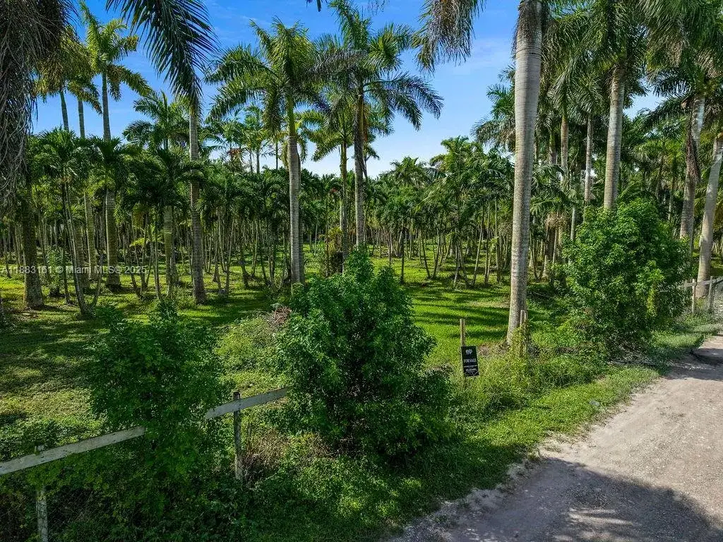 Commercial Land for sale at 16050 SW 206th Ave, Miami FL 33187