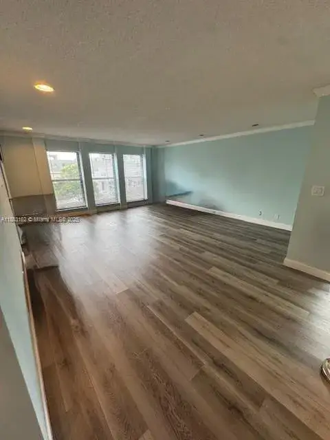 2 bedroom 2 bath Residential Lease for rent at 3356 NE 33rd St # 6, Fort Lauderdale FL 33308