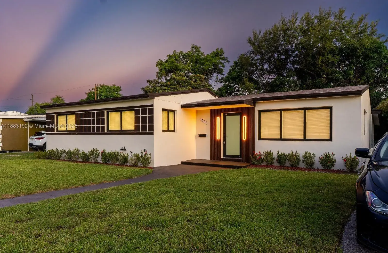 3 bedroom 2 bath Residential for sale at 1000 NW 198th St, Miami Gardens FL 33169