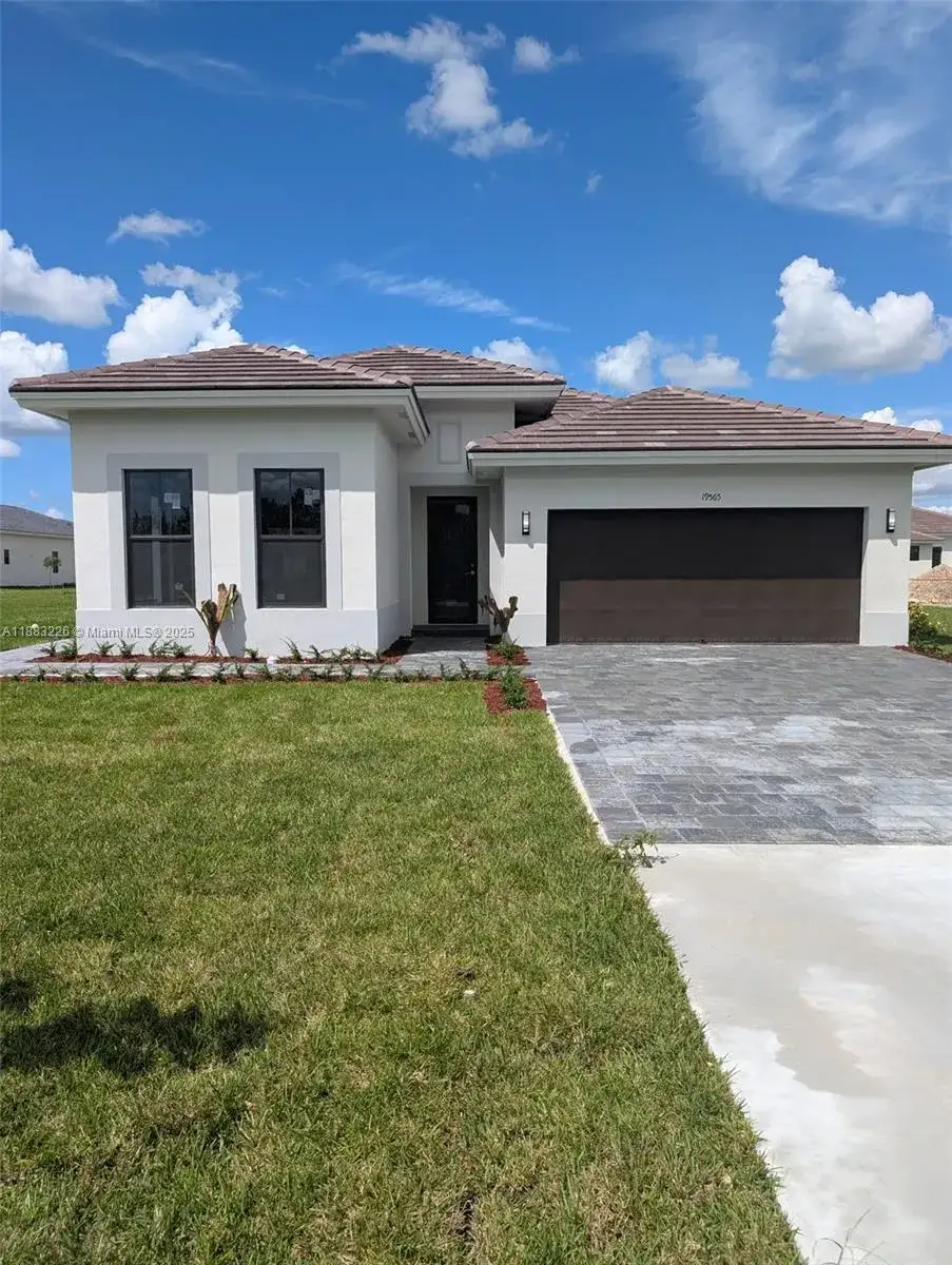 3 bedroom 2 bath Residential Lease for rent at 19565 SW 325 St, Homestead FL 33030