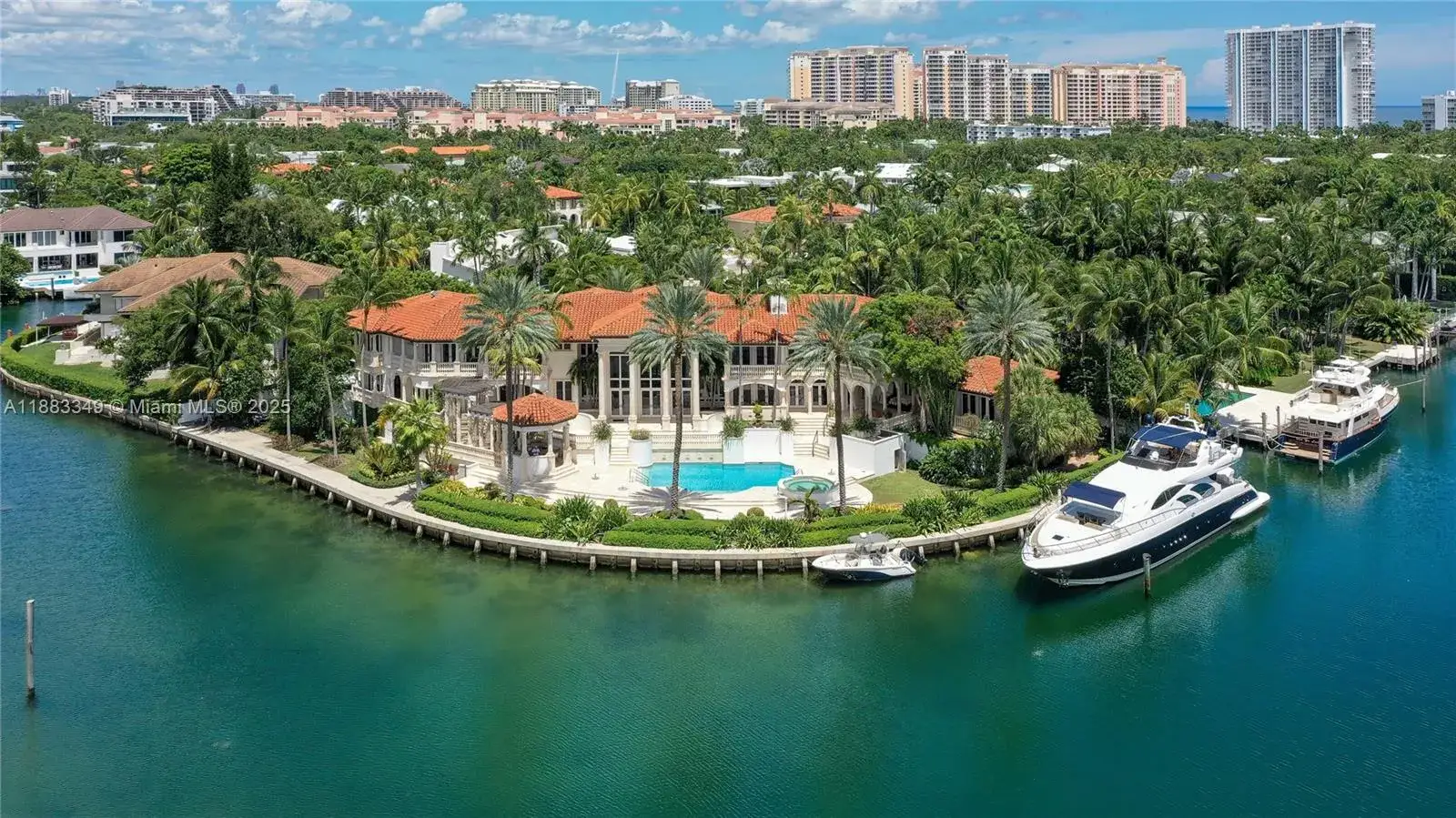 9 bedroom 8 bath Residential for sale at 260 Cape Florida Dr, Key Biscayne FL 33149