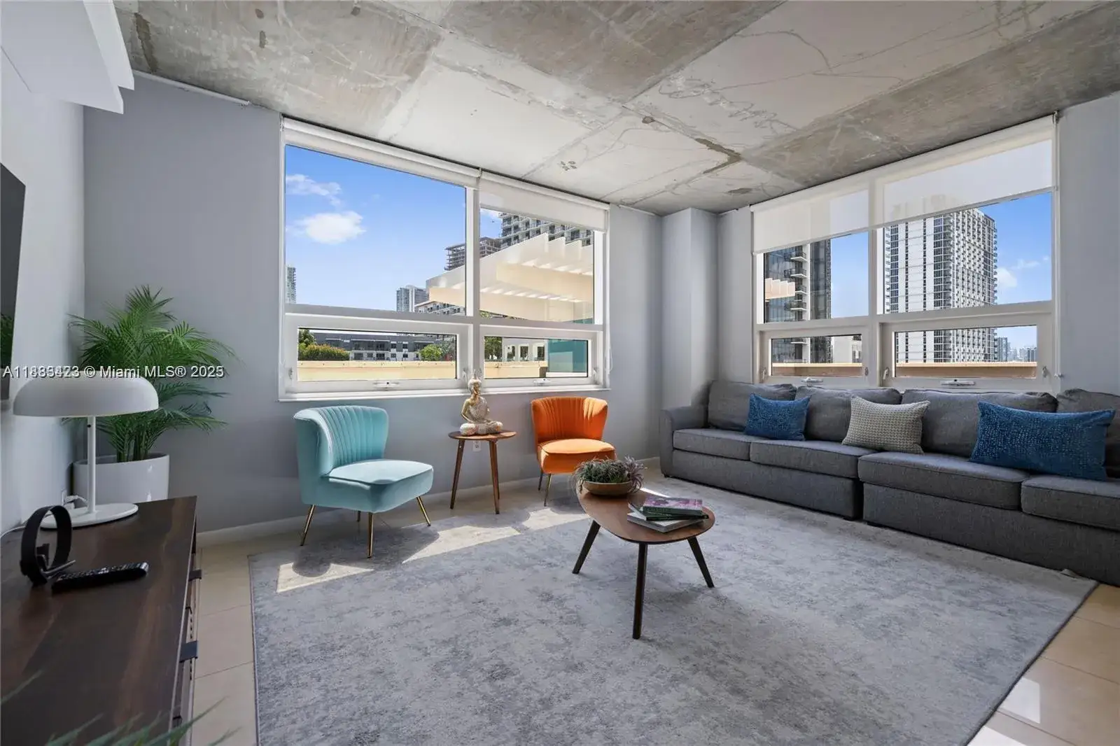 2 bedroom 2 bath Residential Lease for rent at 3250 NE 1st Ave # 516, Miami FL 33137