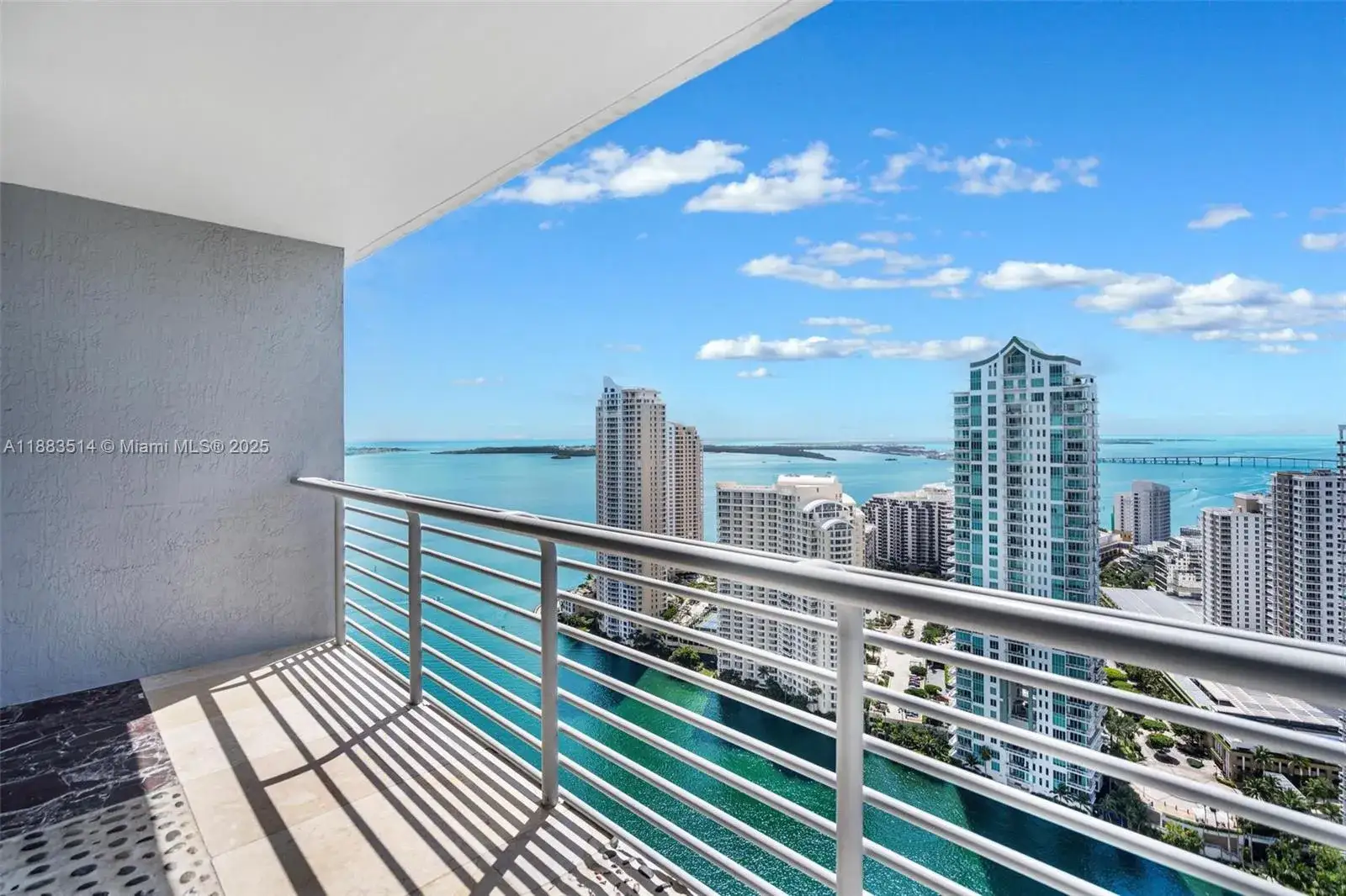 2 bedroom 2 bath Residential for sale at 325 S Biscayne Blvd # 4115, Miami FL 33131