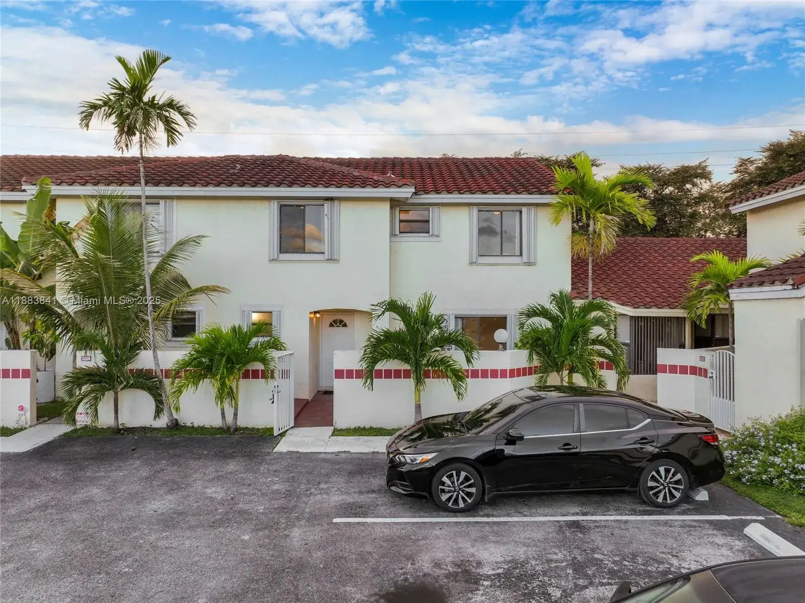 3 bedroom 2 bath Residential Lease for rent at 3208 San Remo Cir, Homestead FL 33035