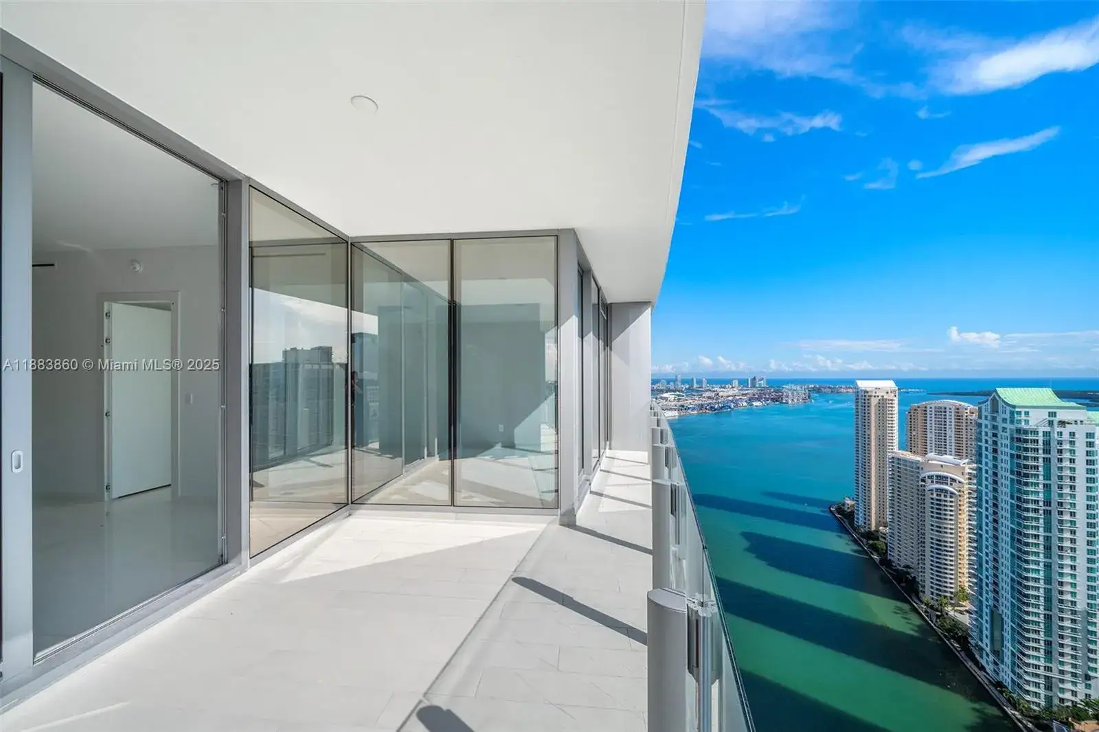 2 bedroom 3 bath Residential for sale at 300 Biscayne Blvd Way # 4605, Miami FL 33131