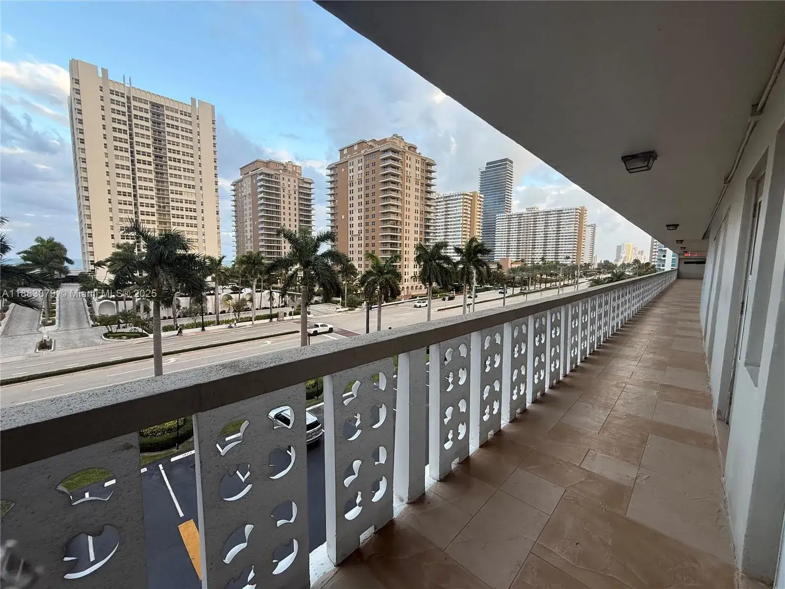 2 bedroom 2 bath Residential for sale at 1893 S Ocean Dr # 506, Hallandale Beach FL 33009