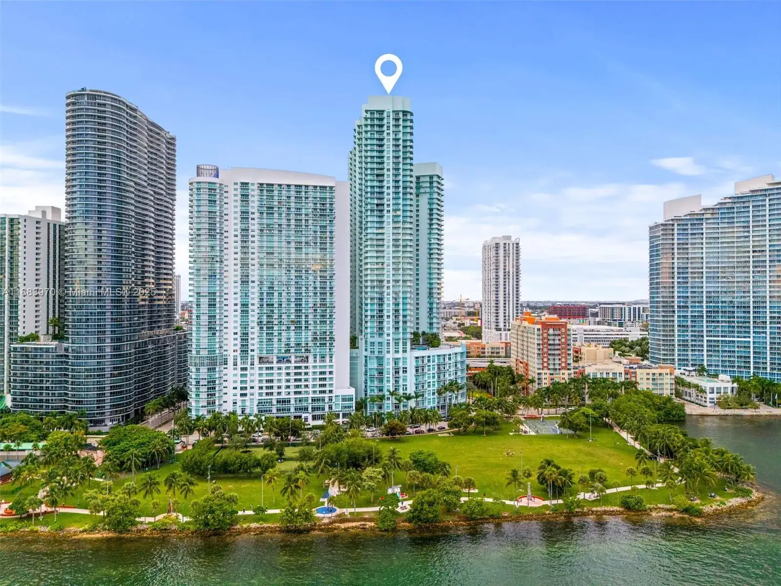 2 bedroom 2 bath Residential for sale at 1900 N Bayshore Dr # 4018, Miami FL 33132