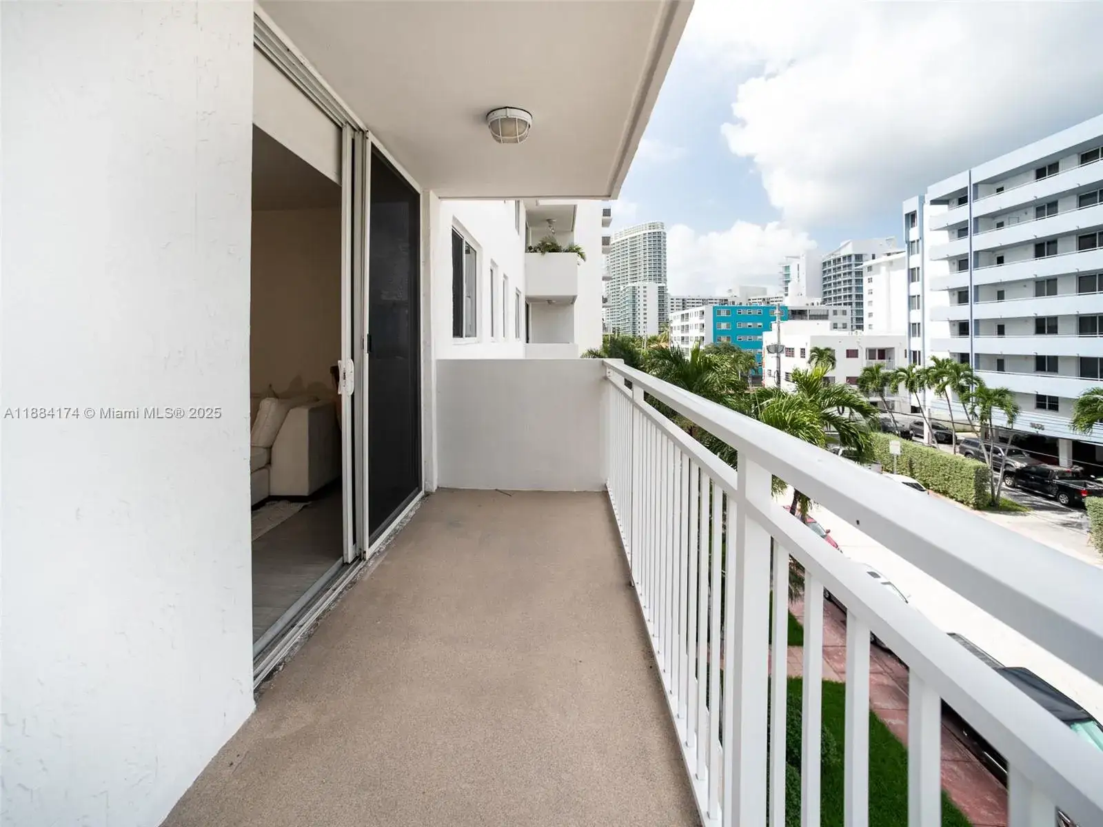 2 bedroom 2 bath Residential Lease for rent at 1665 Bay Rd # 421, Miami Beach FL 33139