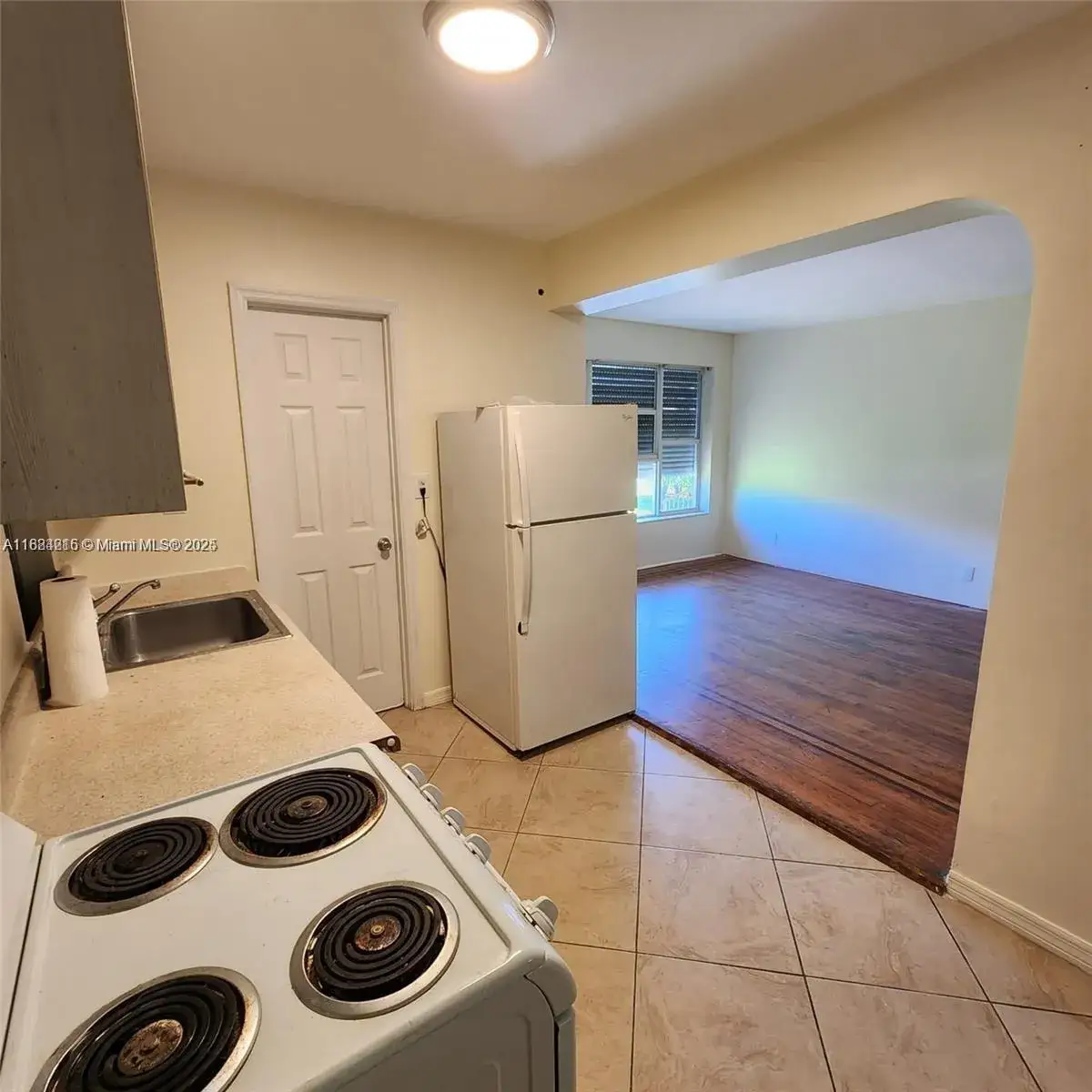 4 bedroom 3 bath Residential for sale at 1843 Wiley St, Hollywood FL 33020