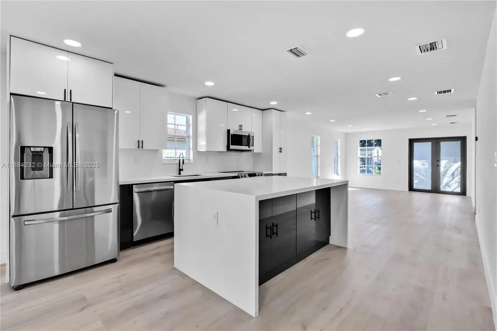 3 bedroom 2 bath Residential Lease for rent at 407 NW 45th St, Miami FL 33127