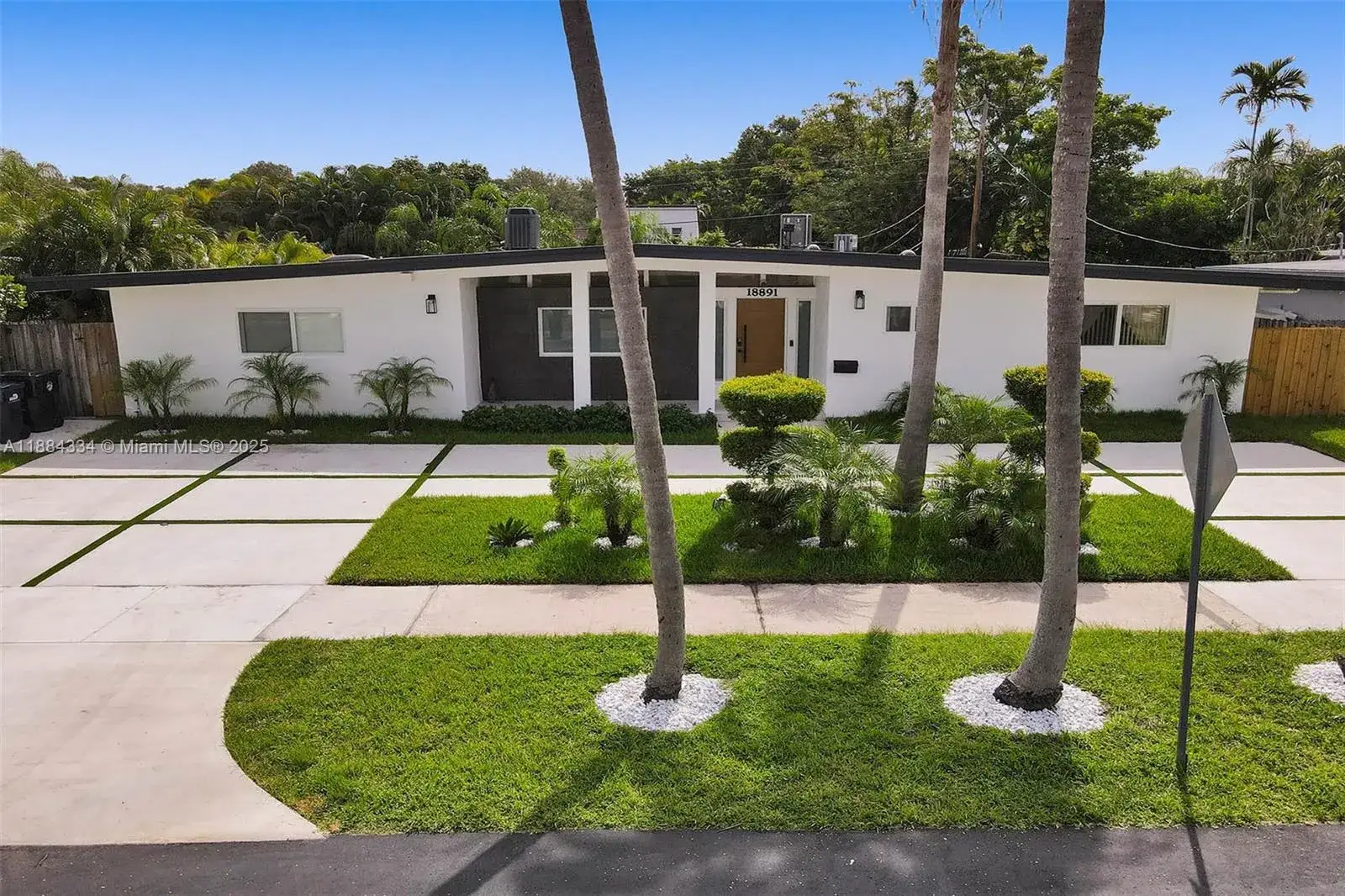 5 bedroom 3 bath Residential for sale at 18891 NE 20th Ct, North Miami Beach FL 33179