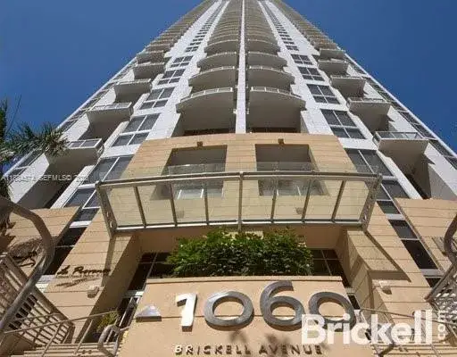 2 bedroom 2 bath Residential Lease for rent at 1050 BRICKELL # 3314, Miami FL 33131