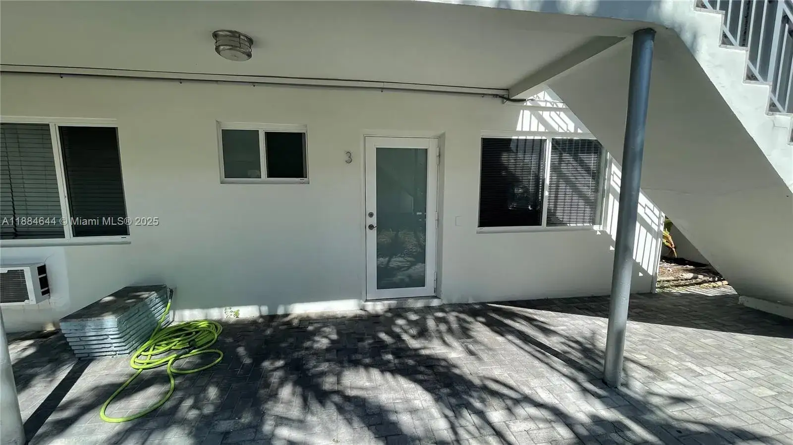 1 bedroom 1 bath Residential Lease for rent at 320 86th St # 3, Miami Beach FL 33141