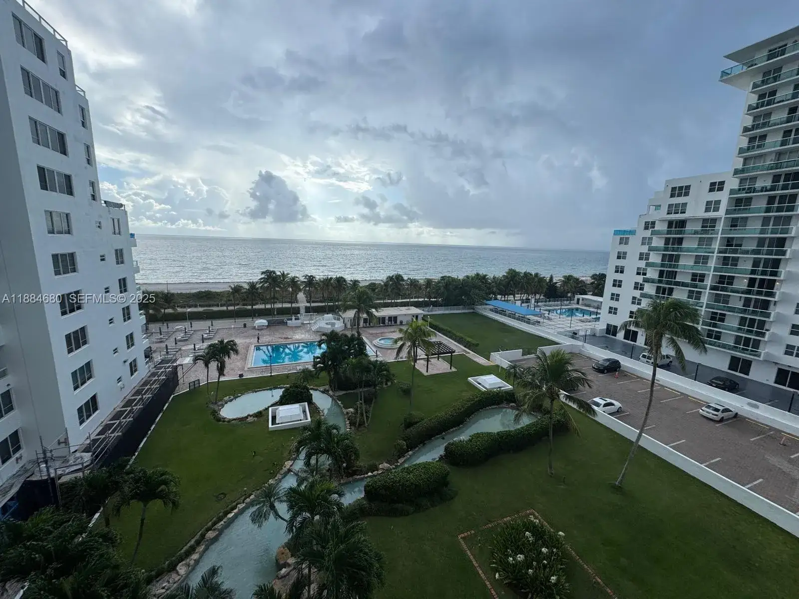 1 bedroom 1 bath Residential for sale at 5005 Collins Ave # 714, Miami Beach FL 33140