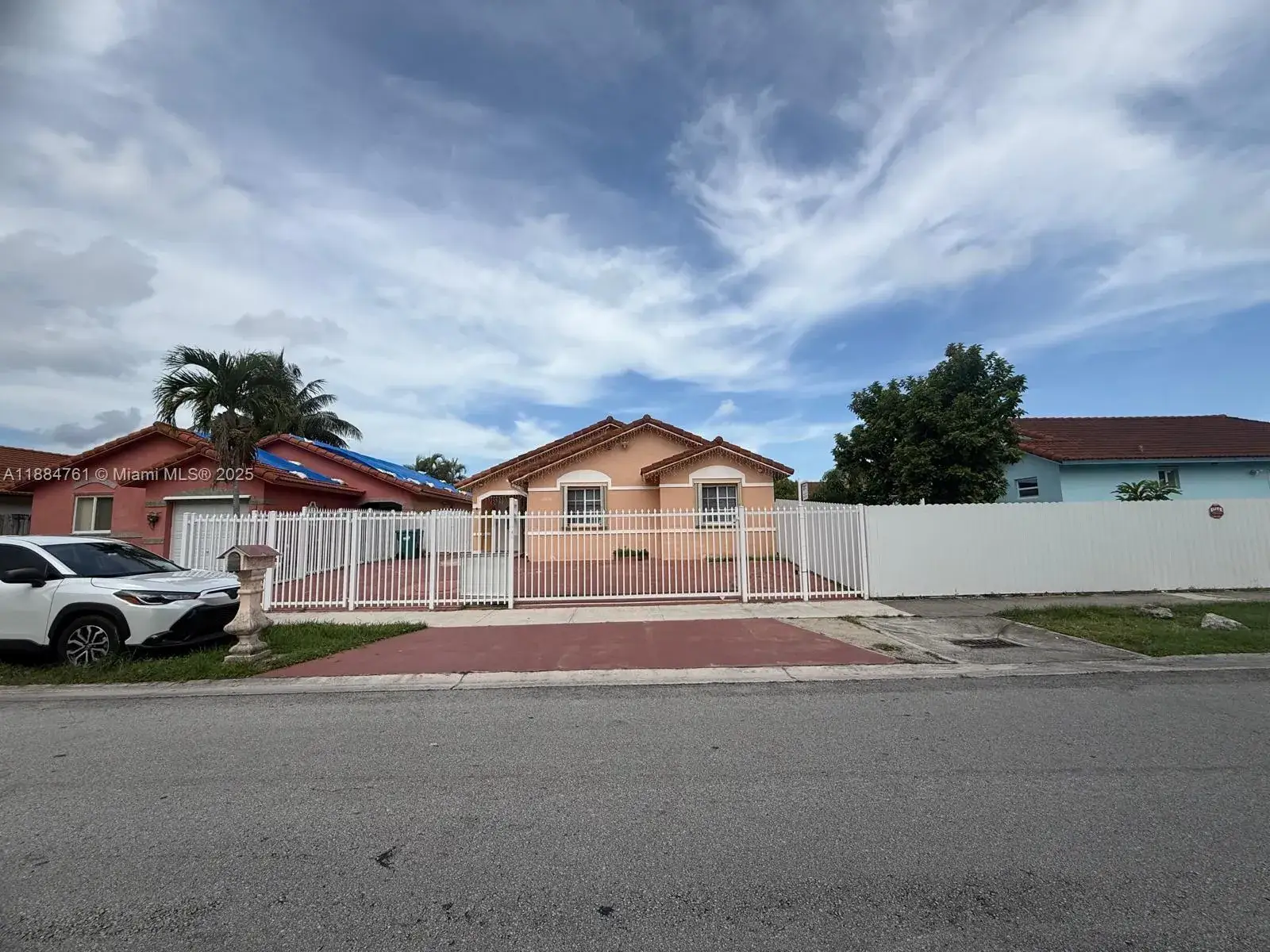 3 bedroom 2 bath Residential for sale at 17630 SW 143rd Ct, Miami FL 33177