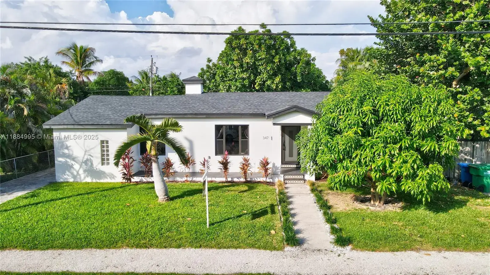 4 bedroom 3 bath Residential Lease for rent at 347 NE 110th St, Miami FL 33161