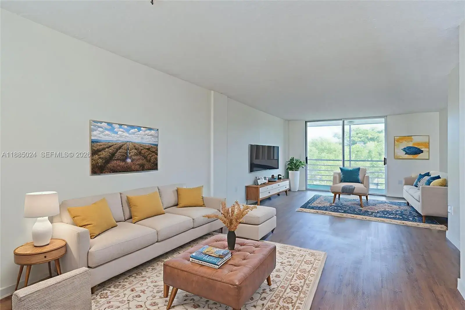 2 bedroom 2 bath Residential Lease for rent at 14180 SW 84th St # G, Miami FL 33183