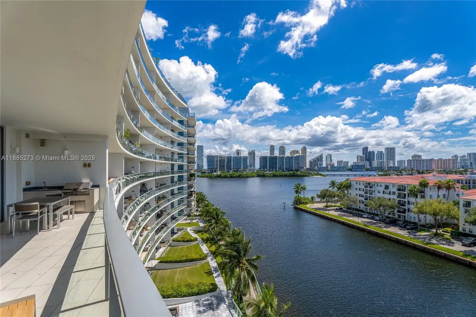 3 bedroom 4 bath Residential for sale at 3250 NE 188th St # 603, Aventura FL 33180