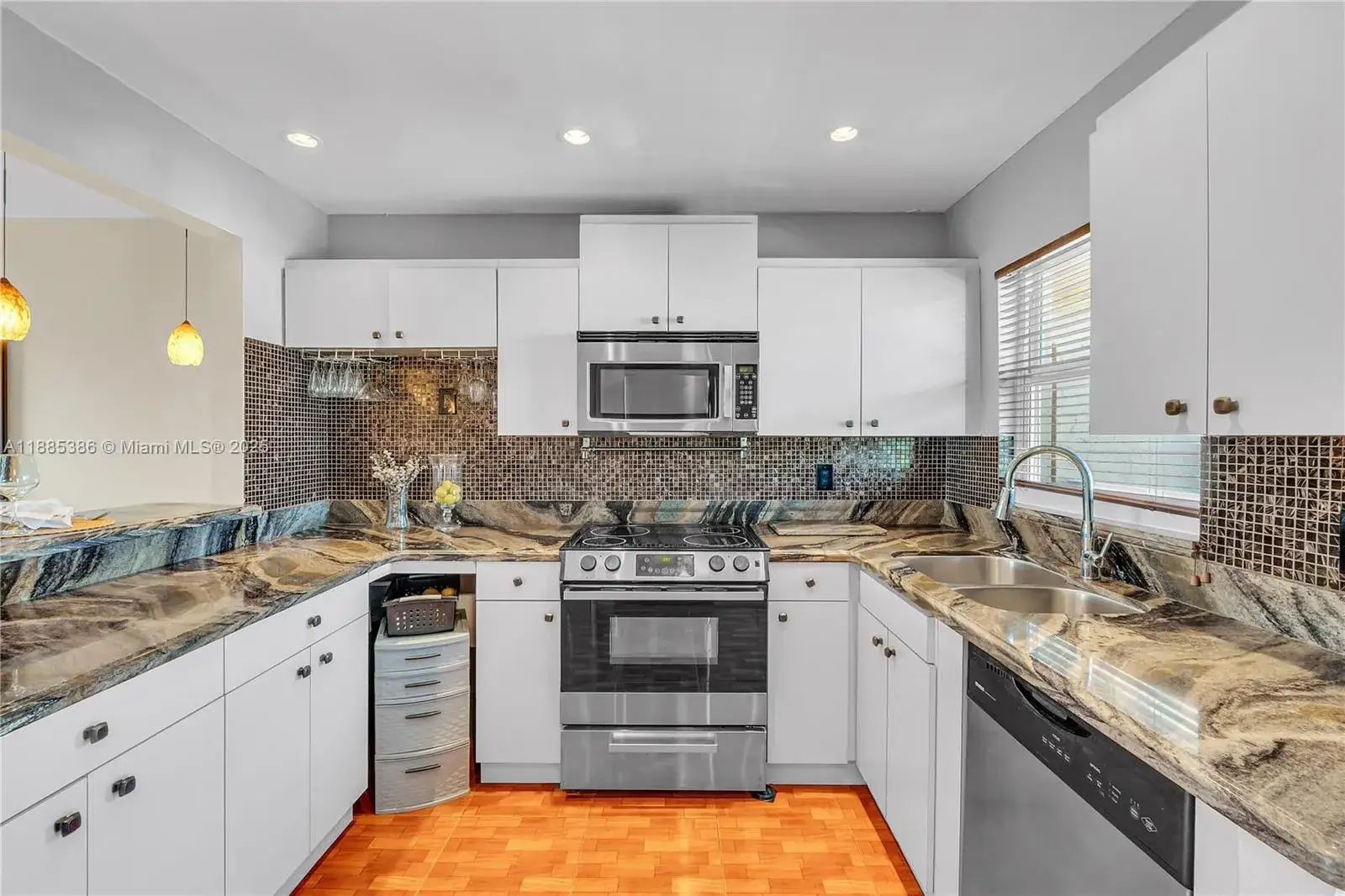 2 bedroom 2 bath Residential for sale at 8950 Sunrise Lakes Blvd # 311, Sunrise FL 33322