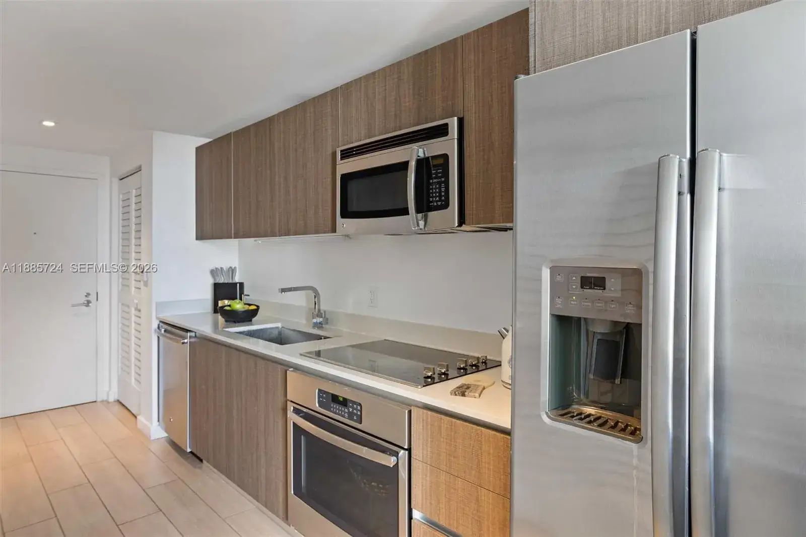 1 bedroom 1 bath Residential for sale at 1600 SW 1st Ave # 704, Miami FL 33129