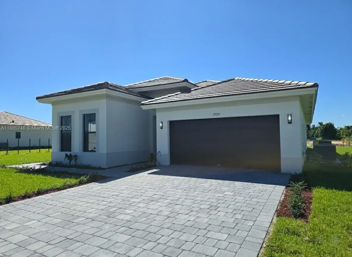 3 bedroom 2 bath Residential Lease for rent at 19534 SW 324th St # 19534, Miami FL 33030
