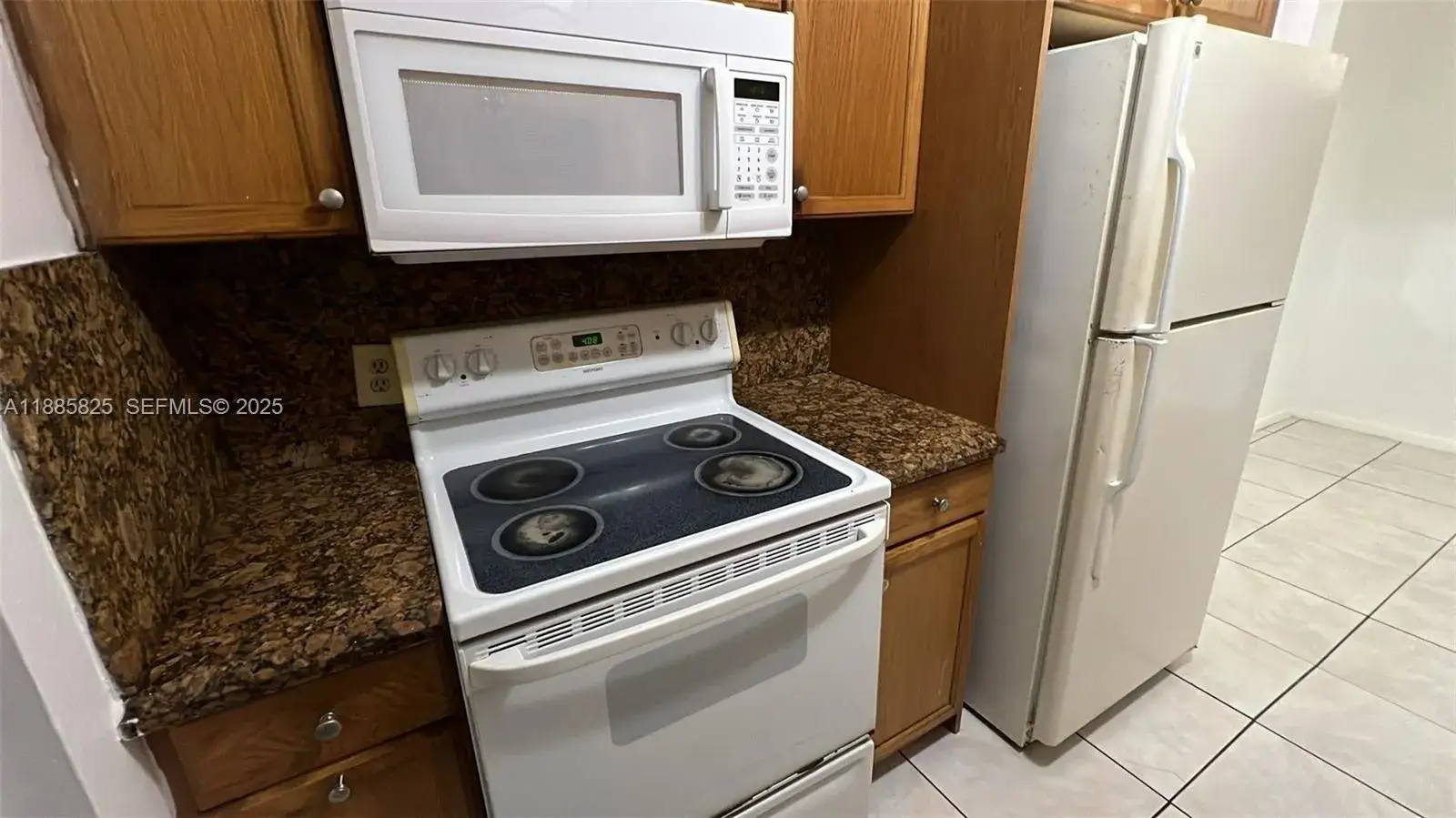 2 bedroom 2 bath Residential Lease for rent at 8704 NW 35th St # 208, Coral Springs FL 33065