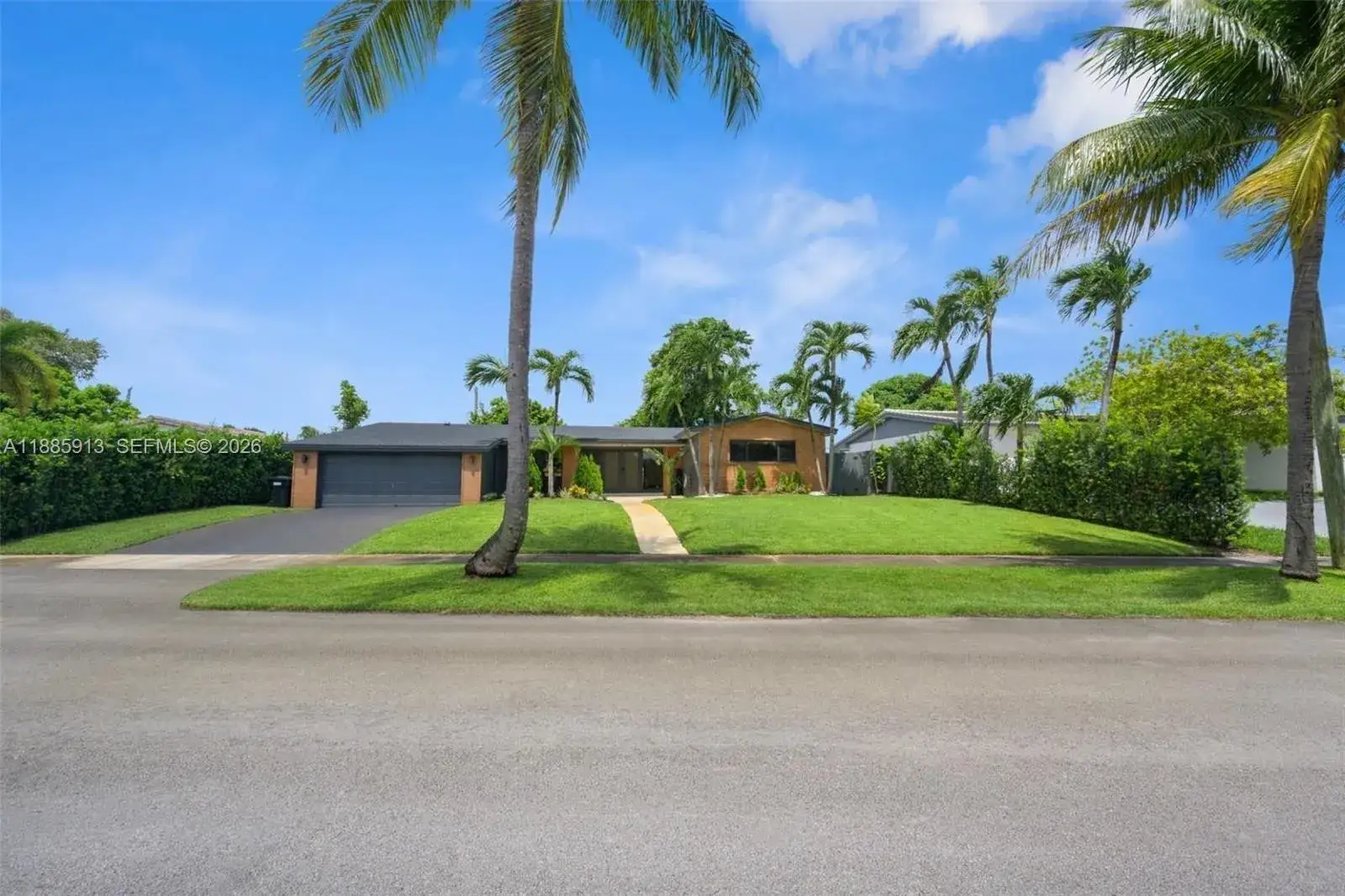 4 bedroom 3 bath Residential for sale at 1951 NE 187th Dr, North Miami Beach FL 33179