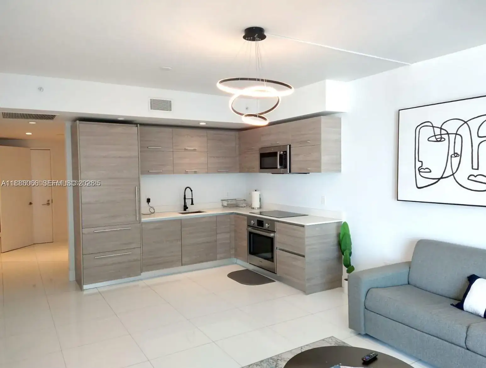 1 bedroom 1 bath Residential Lease for rent at 1300 S Miami Ave # 2208, Miami FL 33130