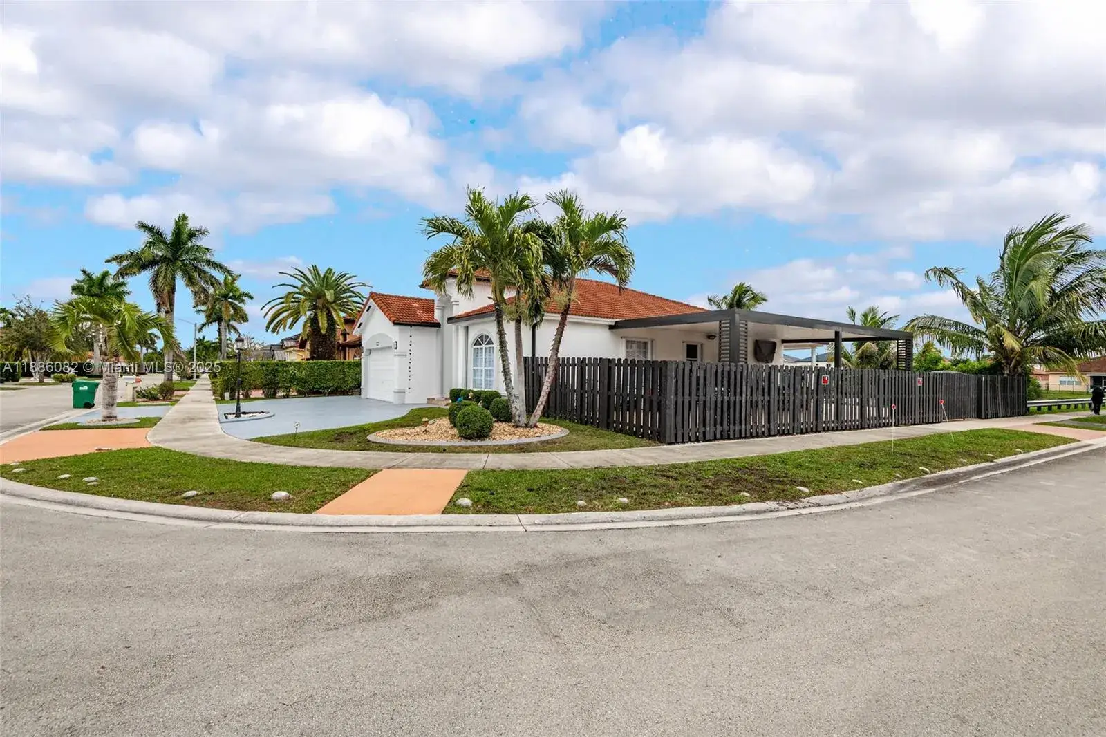 4 bedroom 2 bath Residential for sale at 2911 SW 149th Pl, Miami FL 33185
