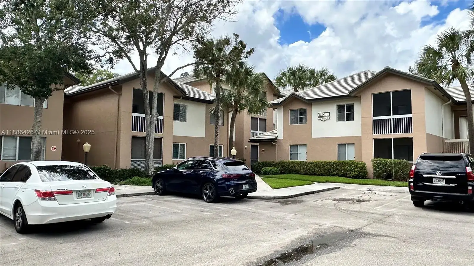 2 bedroom 2 bath Residential for sale at 9777 Westview Dr # 1112, Coral Springs FL 33076