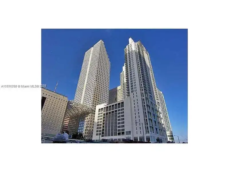 1 bedroom 1 bath Residential for sale at 300 SOUTH BISCAYNE BLVD # 3209, Miami FL 33131