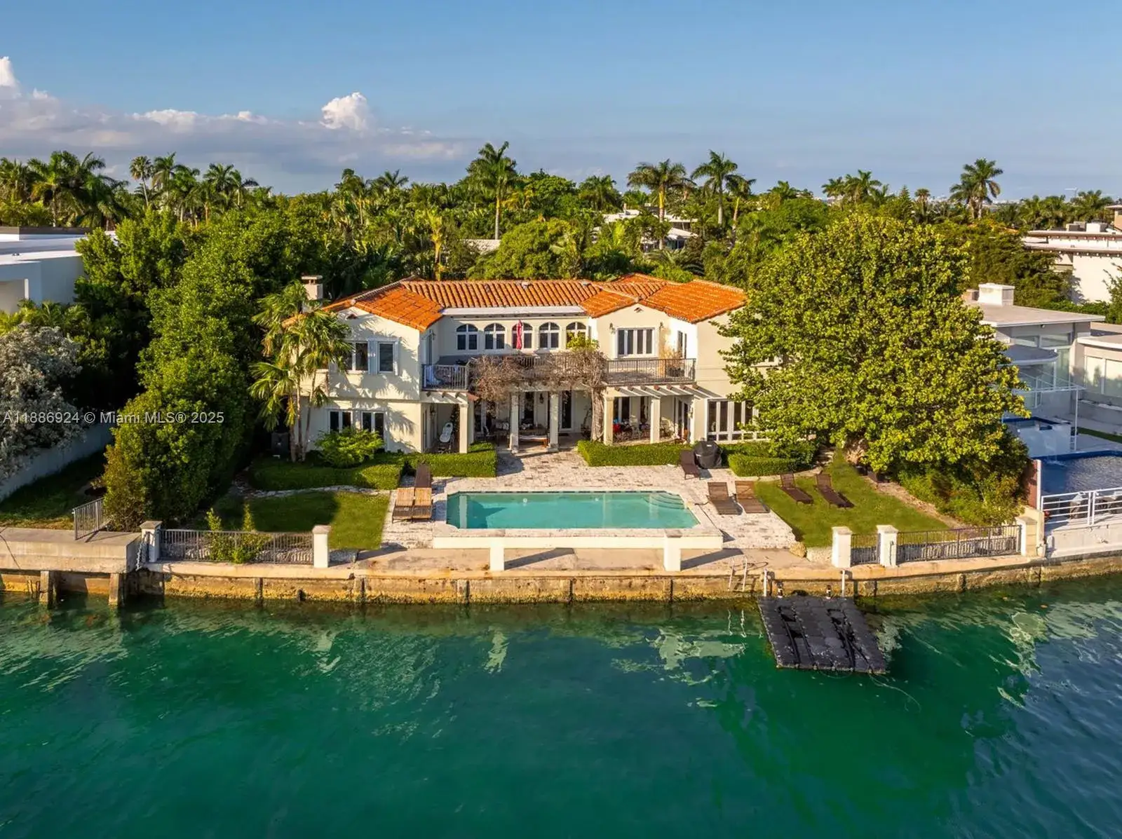 4 bedroom 5 bath Residential Lease for rent at 11 E Rivo Alto Dr, Miami Beach FL 33139