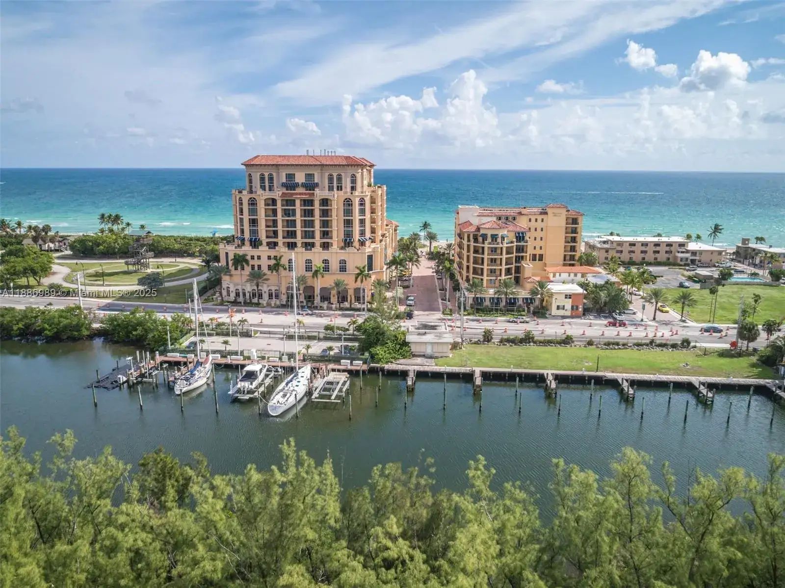 2 bedroom 2 bath Residential for sale at 3501 N Ocean Dr # 7C, Hollywood FL 33019