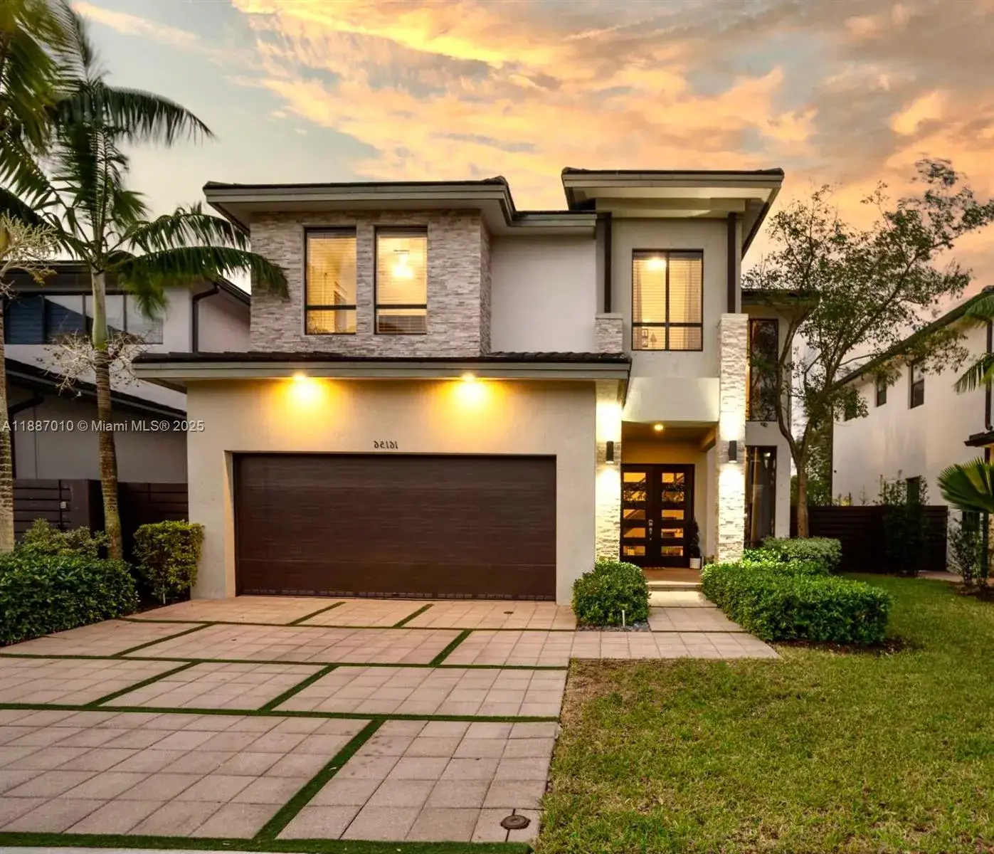 4 bedroom 3 bath Residential for sale at 16065 SW 136th Ter, Miami FL 33196