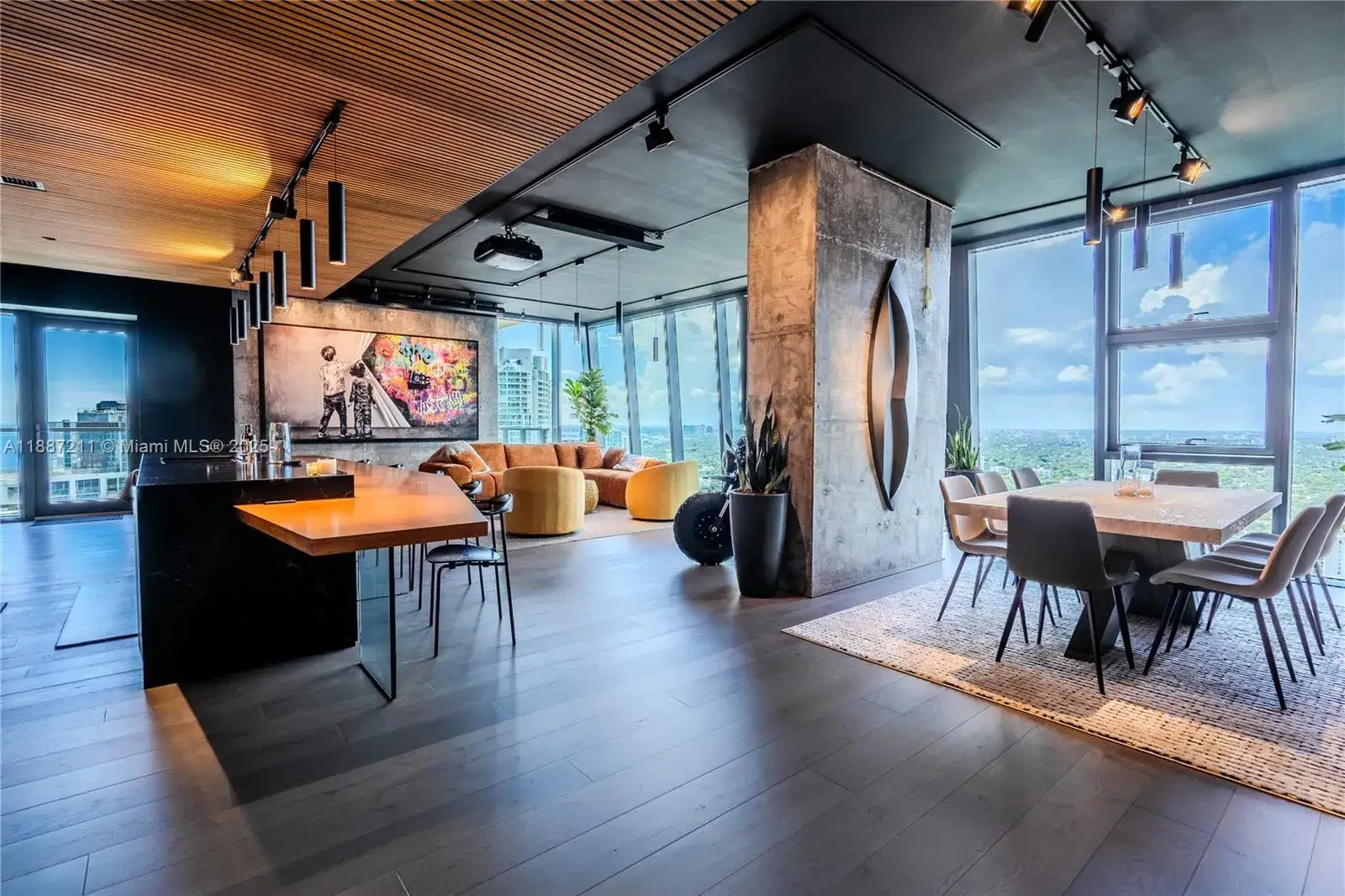 4 bedroom 3 bath Residential for sale at 1451 Brickell Ave # 3903, Miami FL 33131