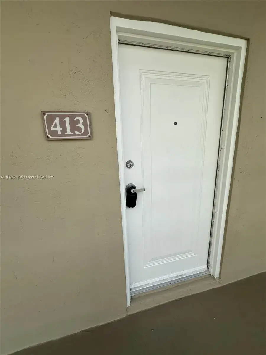 1 bedroom 1 bath Residential Lease for rent at 7703 Camino Real # A413, Miami FL 33143