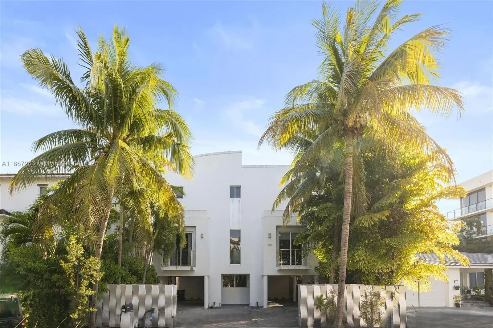 4 bedroom 3 bath Residential for sale at 3545 E Glencoe St, Miami FL 33133